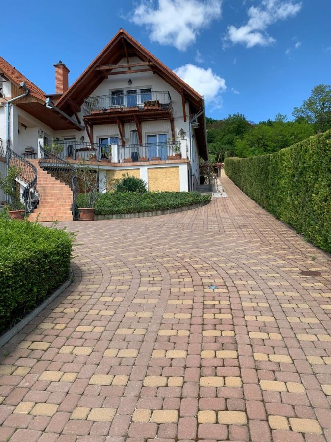 Holidaysport Haus Balatongyorok Exterior photo